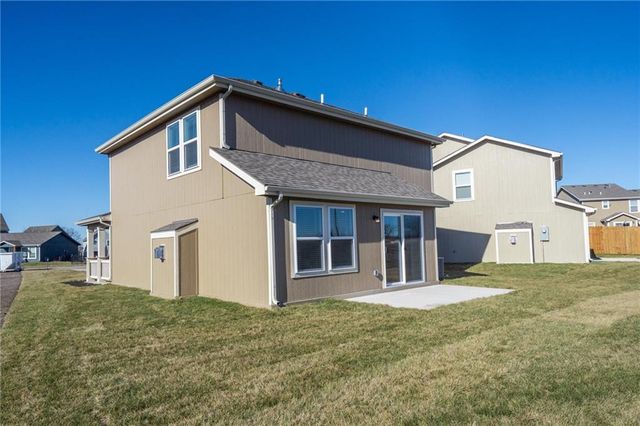 1734 Elderberry Lane, Ottawa, KS 66067