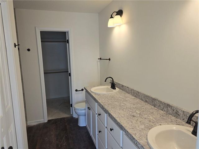 1734 Elderberry Lane, Ottawa, KS 66067