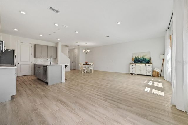 1621 SANIBEL DRIVE, Davenport, FL 33896
