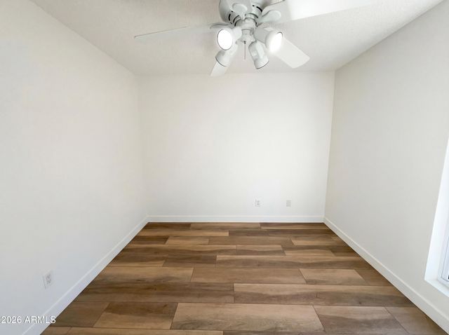 4902 W WINDROSE Drive, Glendale, AZ 85304