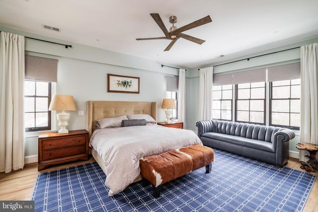 4802 KEMBLE PLACE NW, Washington, DC 20007