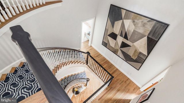 4802 KEMBLE PLACE NW, Washington, DC 20007