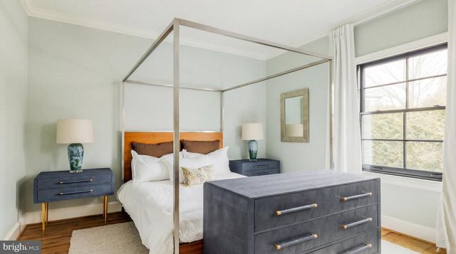4802 KEMBLE PLACE NW, Washington, DC 20007