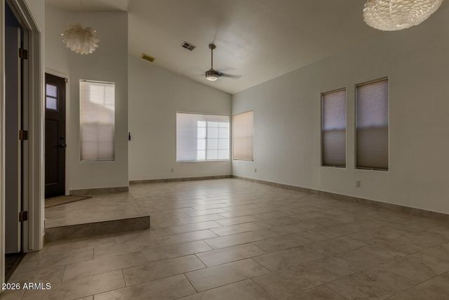 3125 E COTTONWOOD Lane, Phoenix, AZ 85048