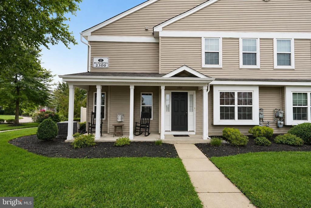 2301 LEXINGTON MEWS, WOOLWICH TWP, NJ 08085 — exterior