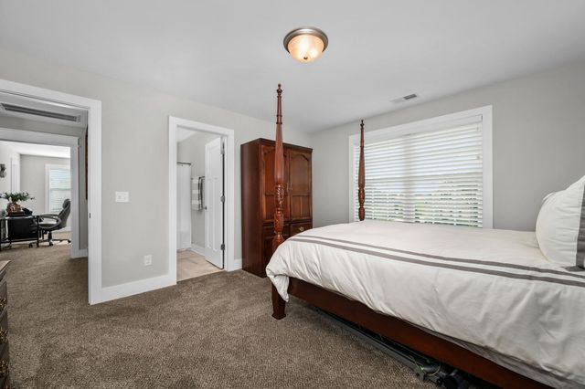 1553 North Side Dr, Murfreesboro, TN 37130