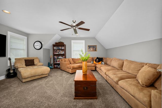 1553 North Side Dr, Murfreesboro, TN 37130