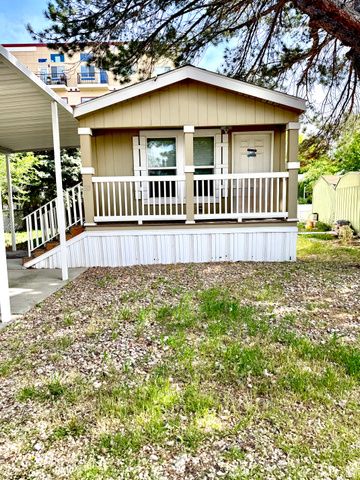 1557 HARVEST ST, Salt Lake City, UT 84116