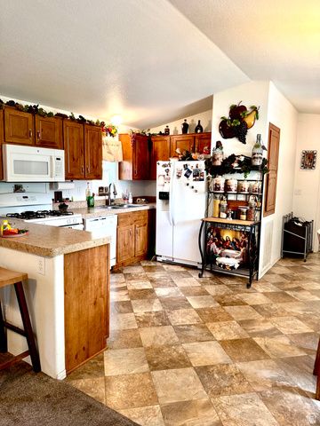 1557 HARVEST ST, Salt Lake City, UT 84116