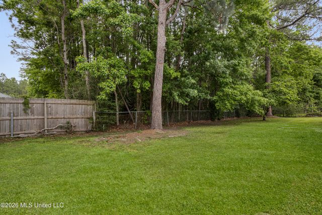 2324 Greenway Drive, Gautier, MS 39553