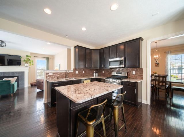 8121 Griswold Drive, New Albany, OH 43054