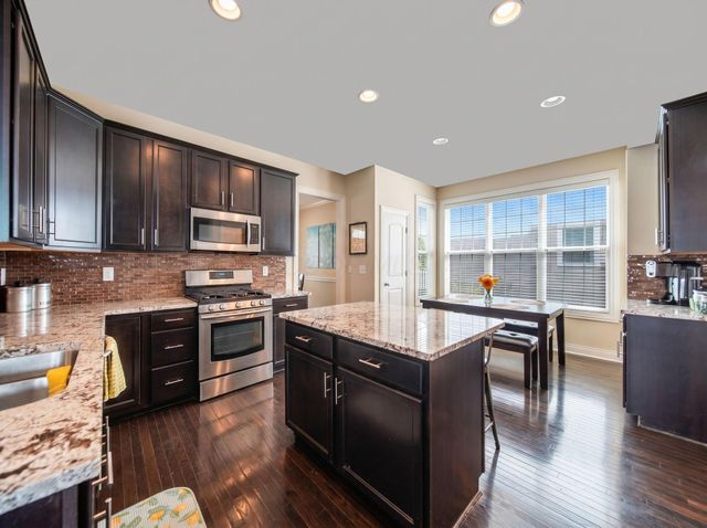 8121 Griswold Drive, New Albany, OH 43054