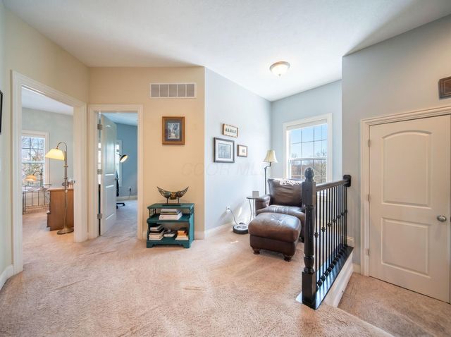 8121 Griswold Drive, New Albany, OH 43054