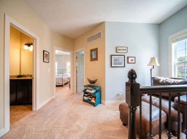 8121 Griswold Drive, New Albany, OH 43054