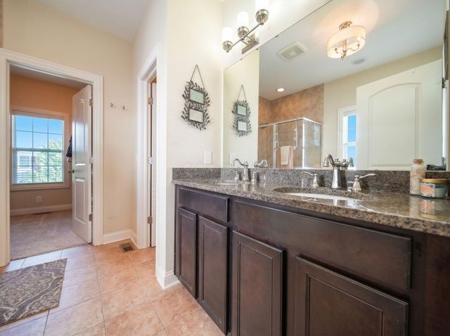 8121 Griswold Drive, New Albany, OH 43054