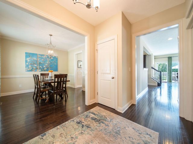 8121 Griswold Drive, New Albany, OH 43054