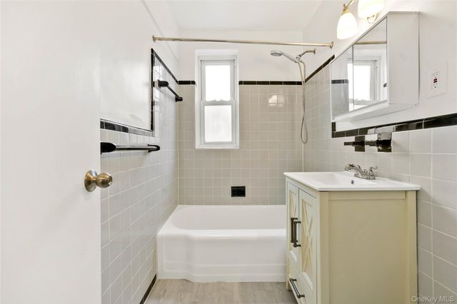 110-15 71 Road 6J, Forest Hills, NY 11375