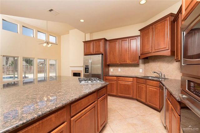 3603 Grand Canal Drive, Mission, TX 78572