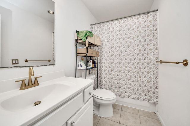 1532 Prairie Grove Drive, Houston, TX 77077