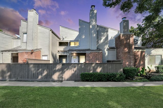 1532 Prairie Grove Drive, Houston, TX 77077