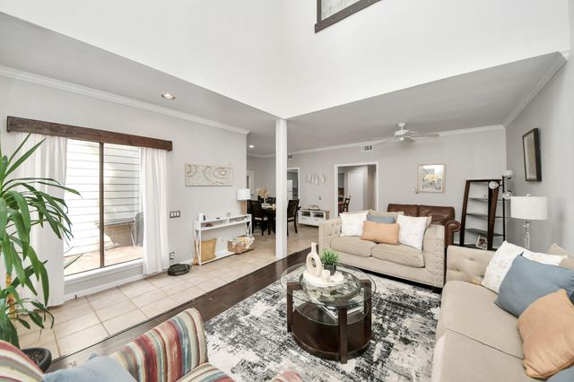 1532 Prairie Grove Drive, Houston, TX 77077