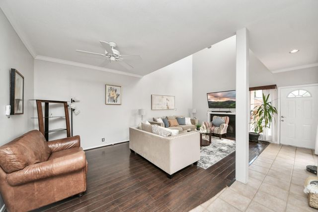 1532 Prairie Grove Drive, Houston, TX 77077