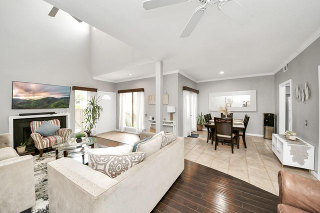 1532 Prairie Grove Drive, Houston, TX 77077