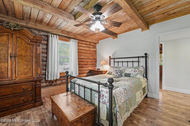 6270 Lower Bay Road, Bay Saint Louis, MS 39520