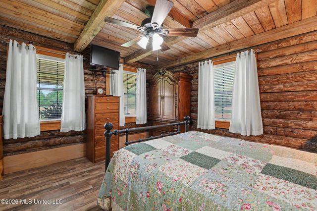 6270 Lower Bay Road, Bay Saint Louis, MS 39520