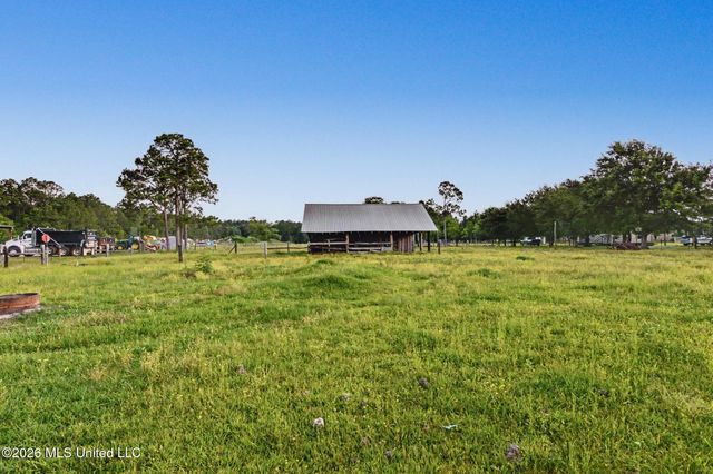 6270 Lower Bay Road, Bay Saint Louis, MS 39520