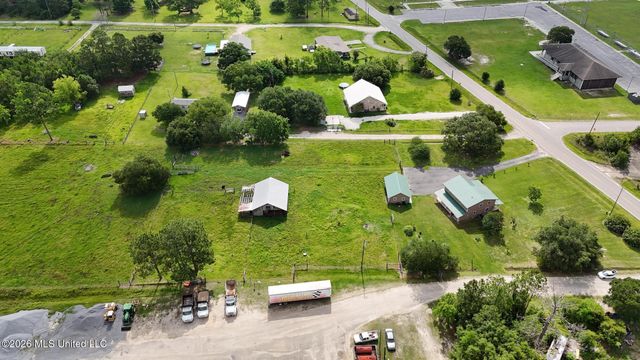 6270 Lower Bay Road, Bay Saint Louis, MS 39520