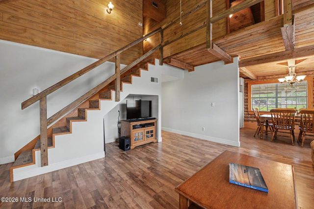 6270 Lower Bay Road, Bay Saint Louis, MS 39520