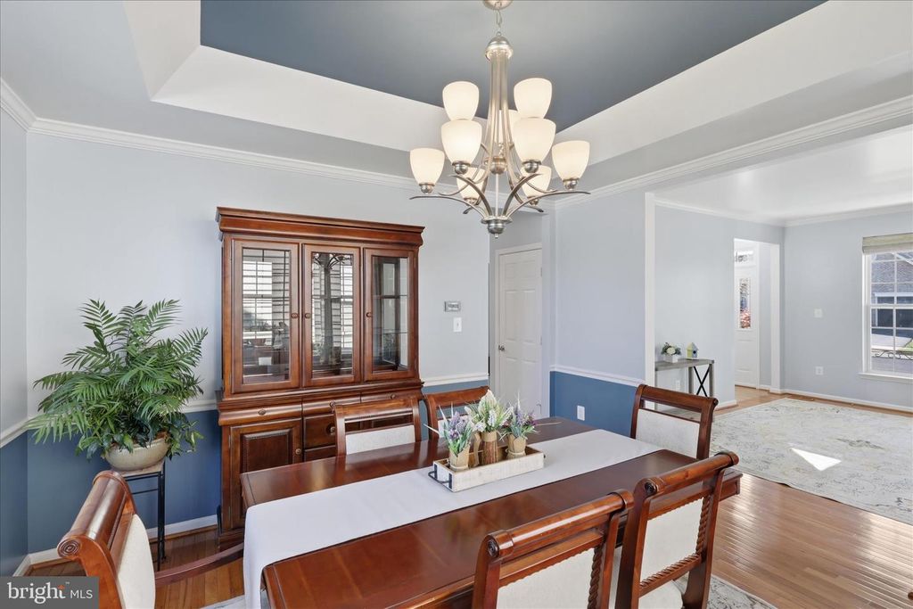 Image 10 of property listing at 1912 MORAN DR, Frederick, MD 21702