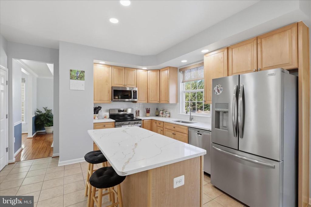 Image 11 of property listing at 1912 MORAN DR, Frederick, MD 21702