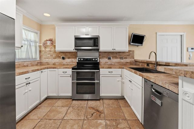 4128 FOXBORO DRIVE, New Port Richey, FL 34653