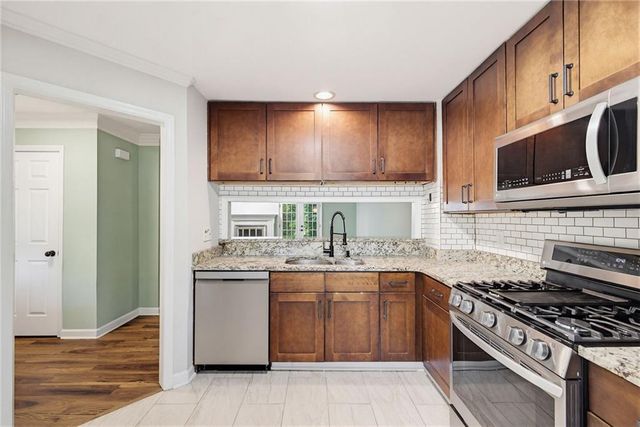 4388 Ivy Glen Way SE, Smyrna, GA 30082