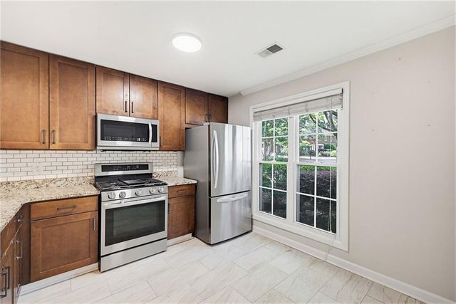 4388 Ivy Glen Way SE, Smyrna, GA 30082