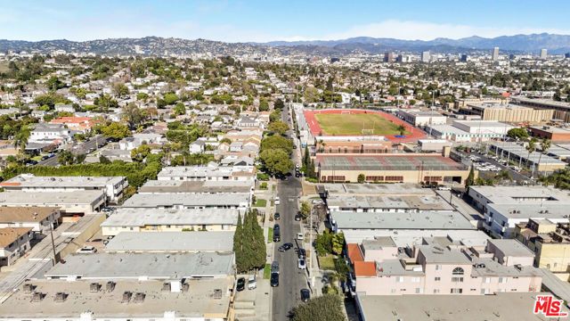 3121 S Canfield Avenue, Los Angeles, CA 90034