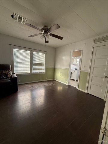 518 West Street, La Feria, TX 78559