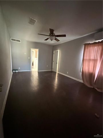 518 West Street, La Feria, TX 78559