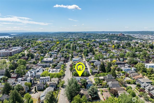 601 21st Avenue, Seattle, WA 98122