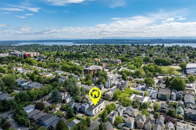 601 21st Avenue, Seattle, WA 98122