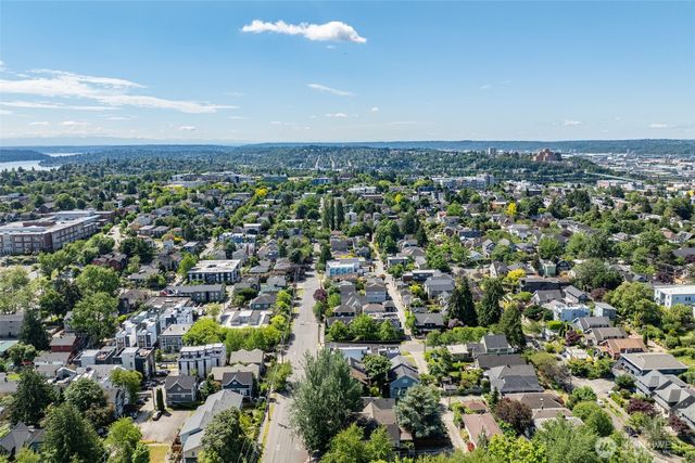 601 21st Avenue, Seattle, WA 98122