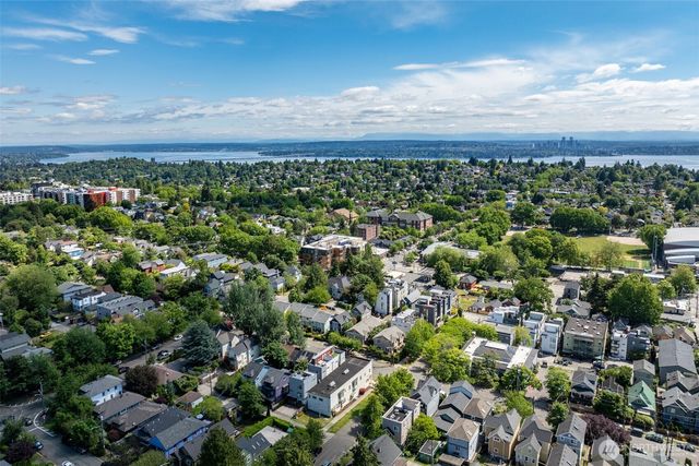 601 21st Avenue, Seattle, WA 98122
