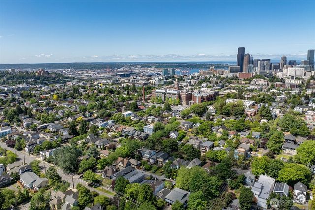 601 21st Avenue, Seattle, WA 98122