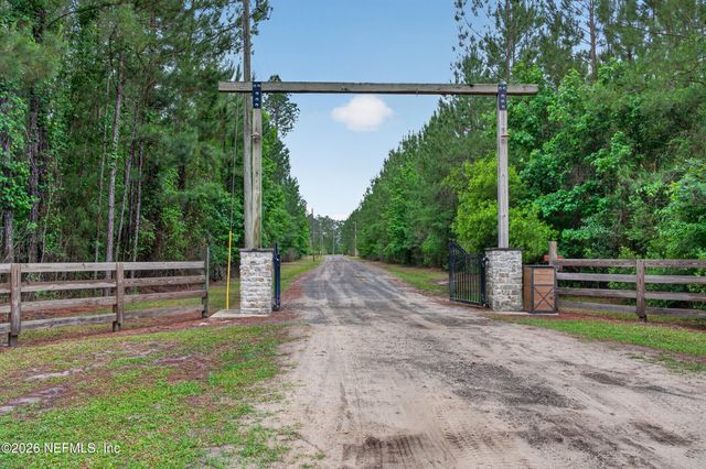 1845 KINARD Road, Bryceville, FL 32009