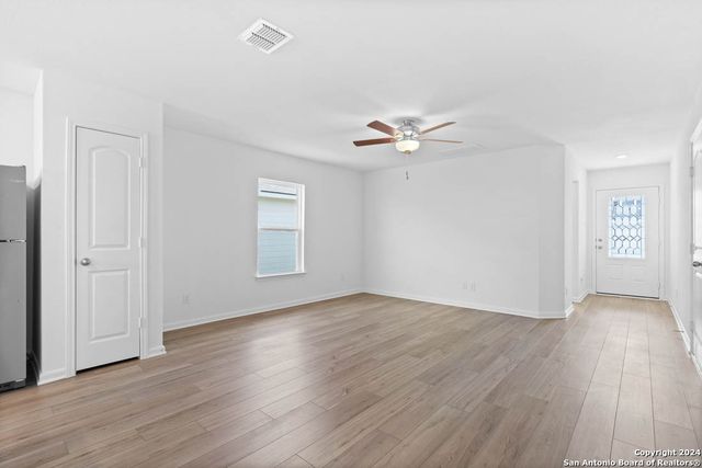 10946 Delight Grove, San Antonio, TX 78109