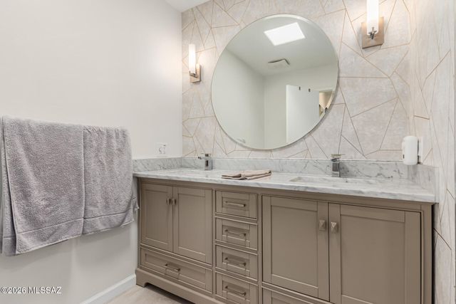 7282 E Camino Valle Verde, Tucson, AZ 85715