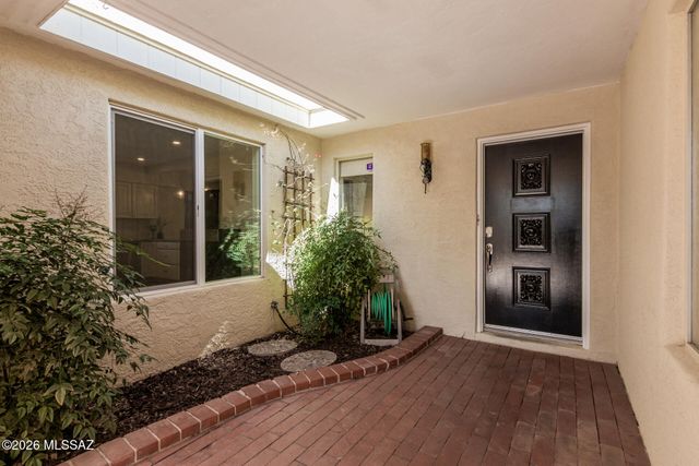 7282 E Camino Valle Verde, Tucson, AZ 85715