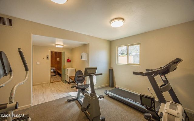 7282 E Camino Valle Verde, Tucson, AZ 85715